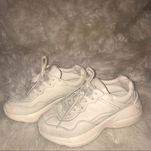 Gucci Rhyton Distressed Leather Sneakers - Ivory
